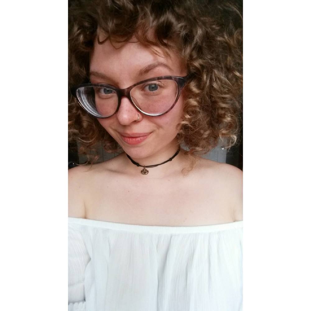 Meet your Posher, Raeven